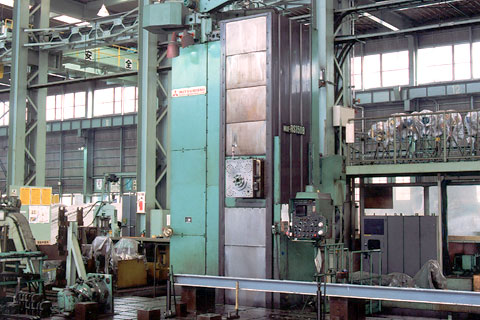 Milling horizontal boring and combined machine tool